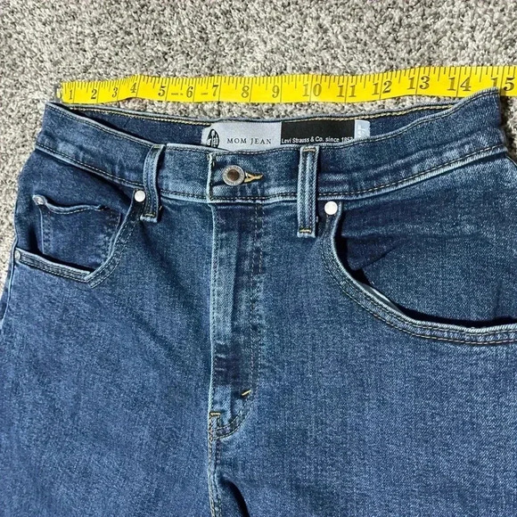 Levis Silvertab High Waisted Mom Jeans Tapered Women’s Size 30 Medium Wash - Picture 5 of 13